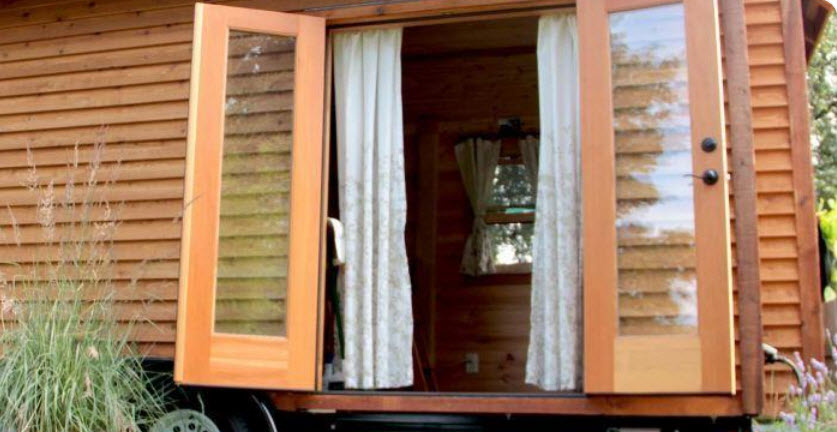 tiny houses.jpg